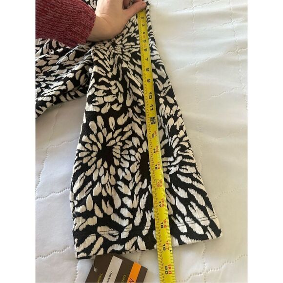 NWT Taylor Woman Fit n Flare Dress Size 24W Scoop Neck 3/4 Sleeve Zipper - Picture 6 of 9